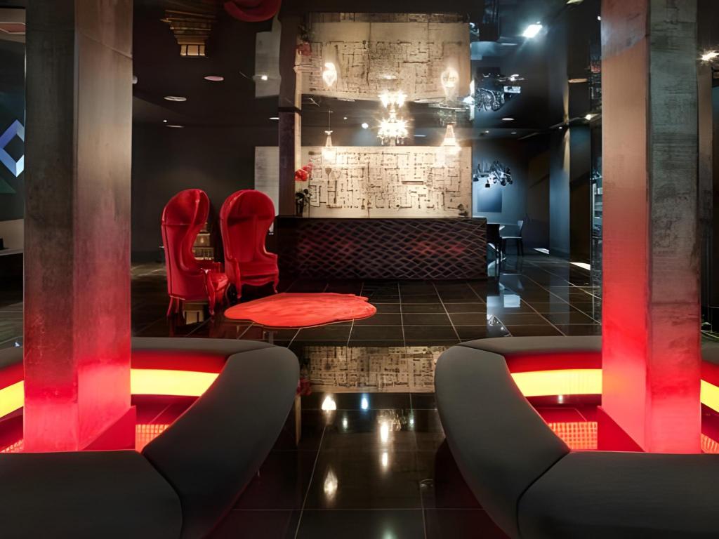 Lisbon’s Quiet Charms: Refined Stays for the Independent Heart