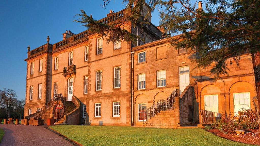 Edinburgh’s Quiet Charms: Sanctuaries for Serene Journeys