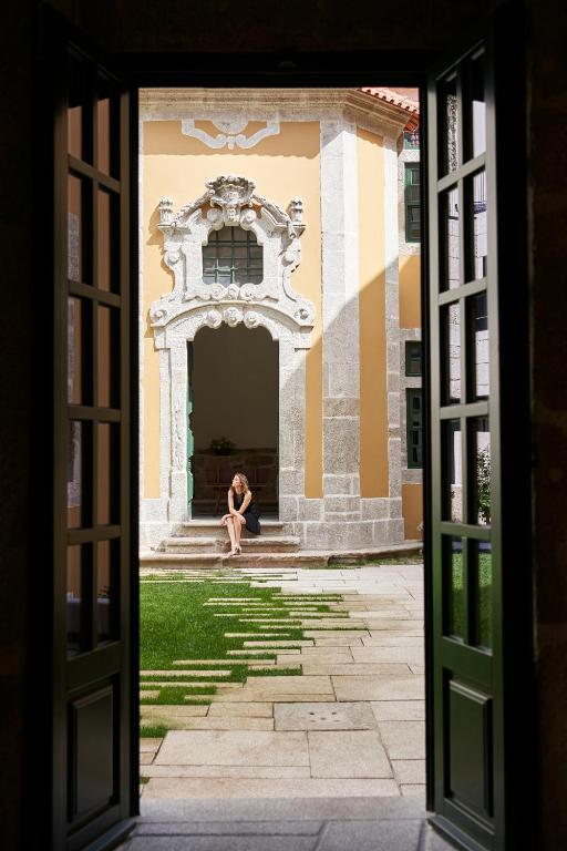 Porto’s Quiet Charms: Elegant Stays for the Discerning Independent Traveler