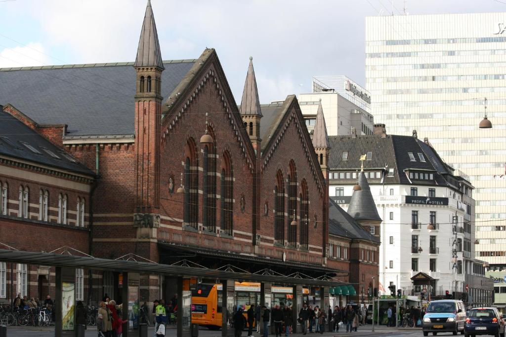 Copenhagen’s Quiet Charms: A Reflective Sojourn for the Discerning Traveler
